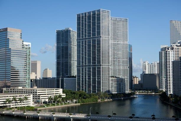 Icon Brickell III (W Miami) - 1707397745144 5 g Icon Brickell.original