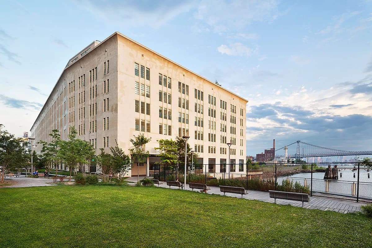 Austin Nichols House Condo Brooklyn New York Usa preconstruction