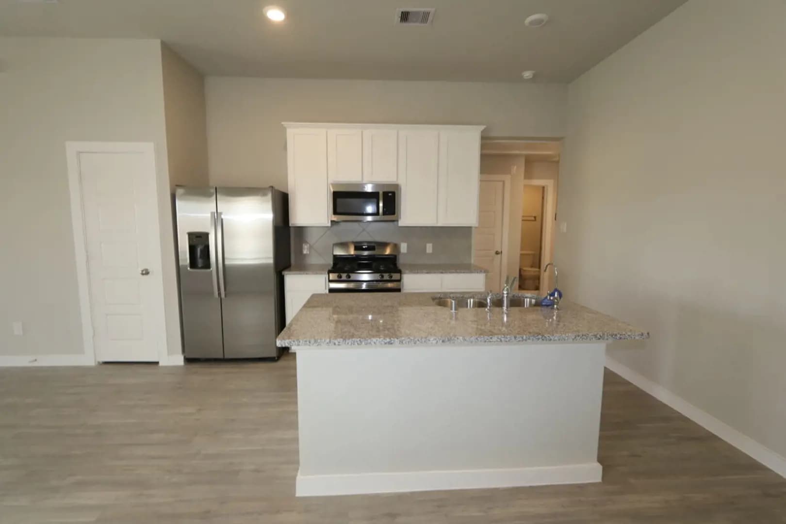 Mustang Crossing Detached Alvin Texas Usa preconstruction