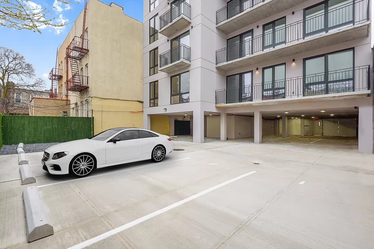 1173 Rogers Luxury Condominium - 1705492075629 3a3d0265167b43cd9b2983b3cec60aed se extra large 1500 800 1173 Rogers Luxury Condominium - 1705492075629 3a3d0265167b43cd9b2983b3cec60aed se extra large 1500 800