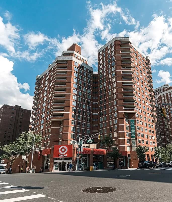 120 Lexington Avenue Condo York Ontario Canada preconstruction 120 Lexington Avenue Condo York Ontario Canada preconstruction